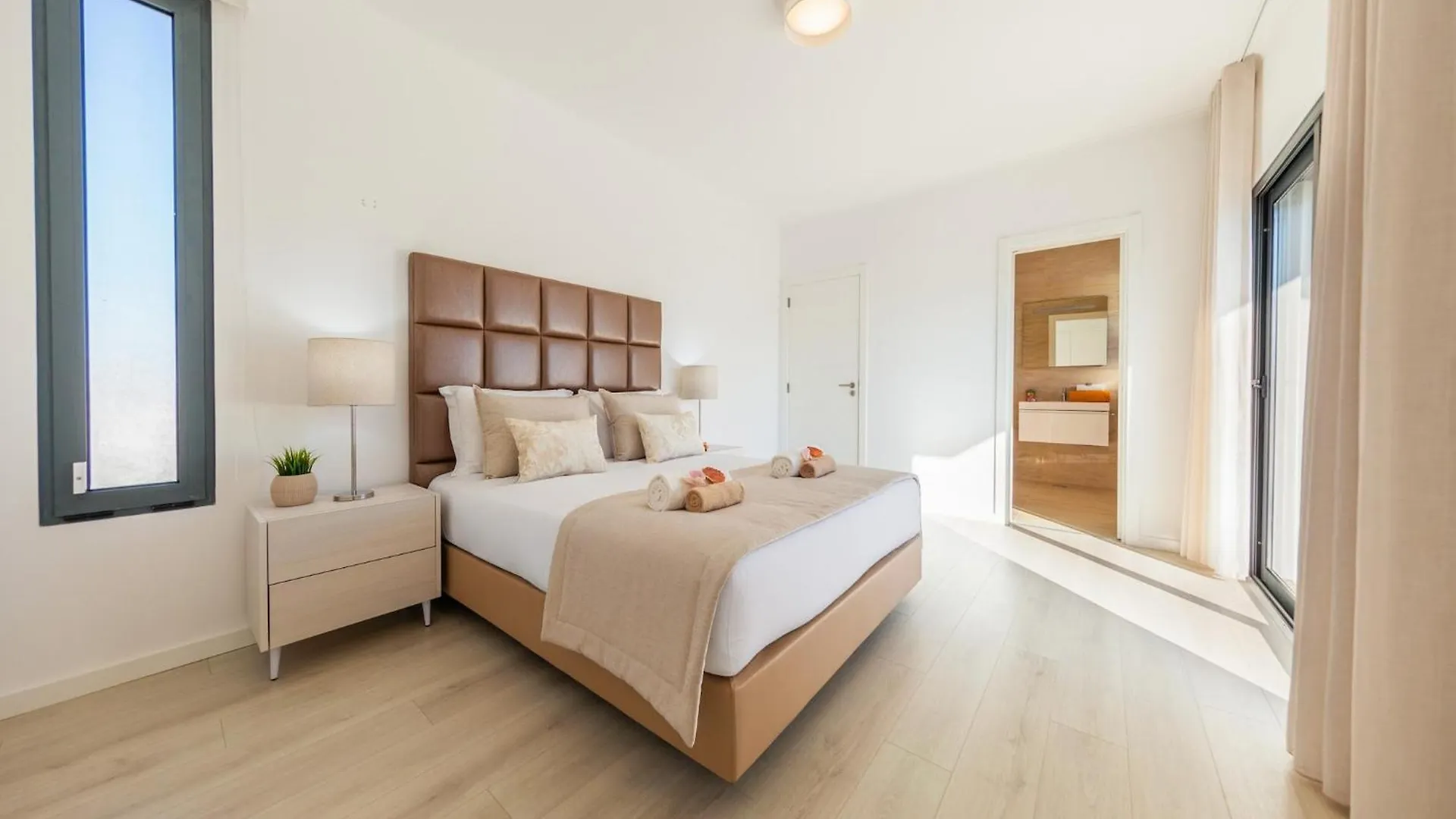 Villa Elegant Villa, Private Pool, Albufeira