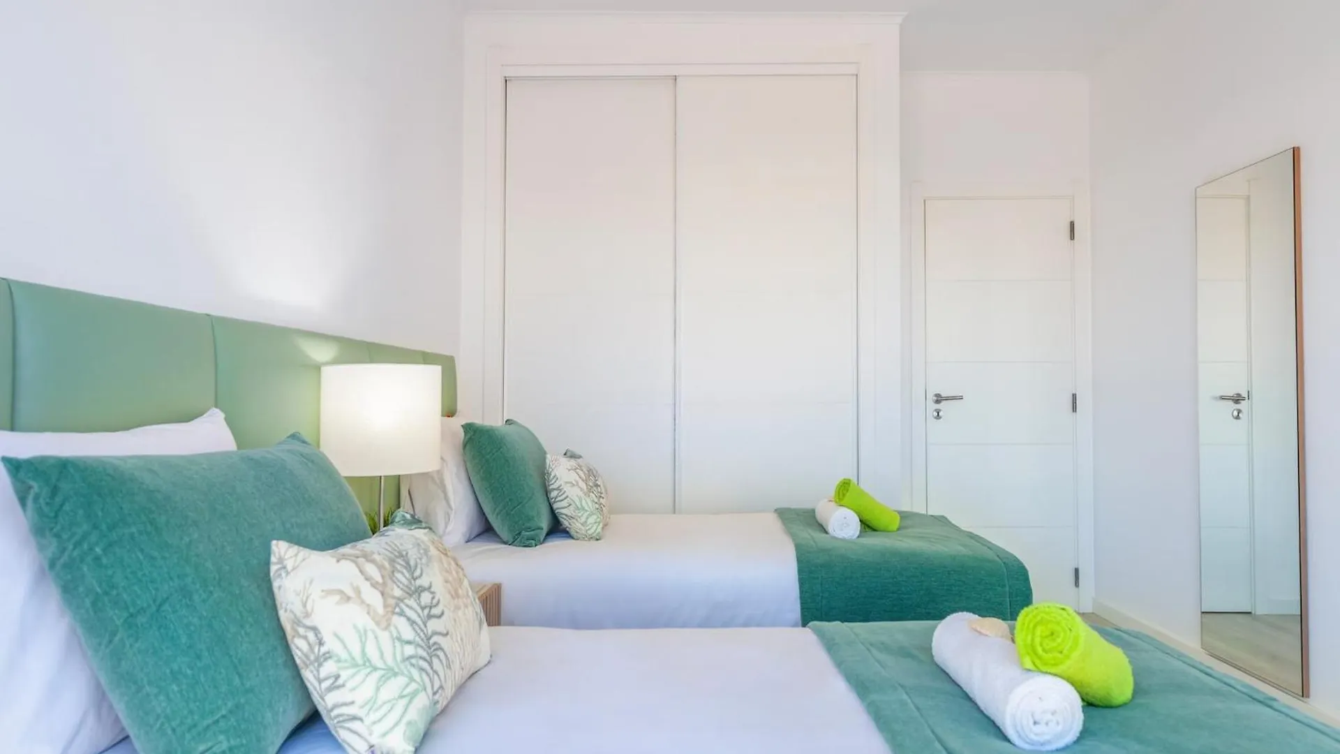 Elegant Villa, Private Pool, Albufeira 0*,