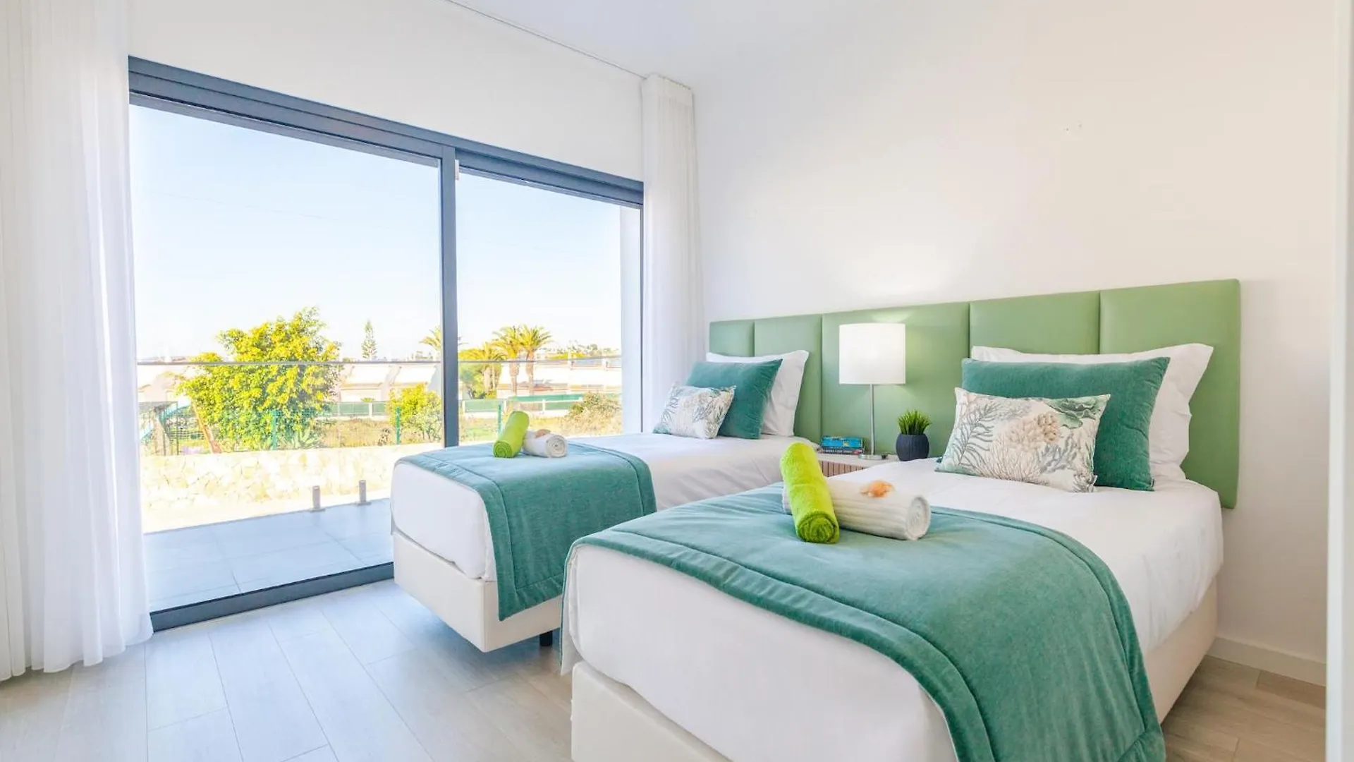 Elegant Villa, Private Pool, Albufeira